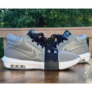 Nike LeBron Witness VIII 8 Cool Grey White Black Men’s Size 11 FB2239-004 NEW
